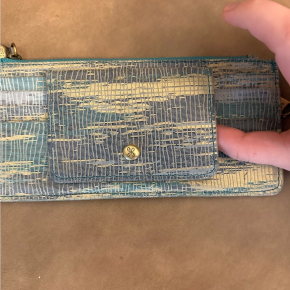 Hobo king blue cracked glass green credit card wallet small wristlet trendy - Picture 2 of 5